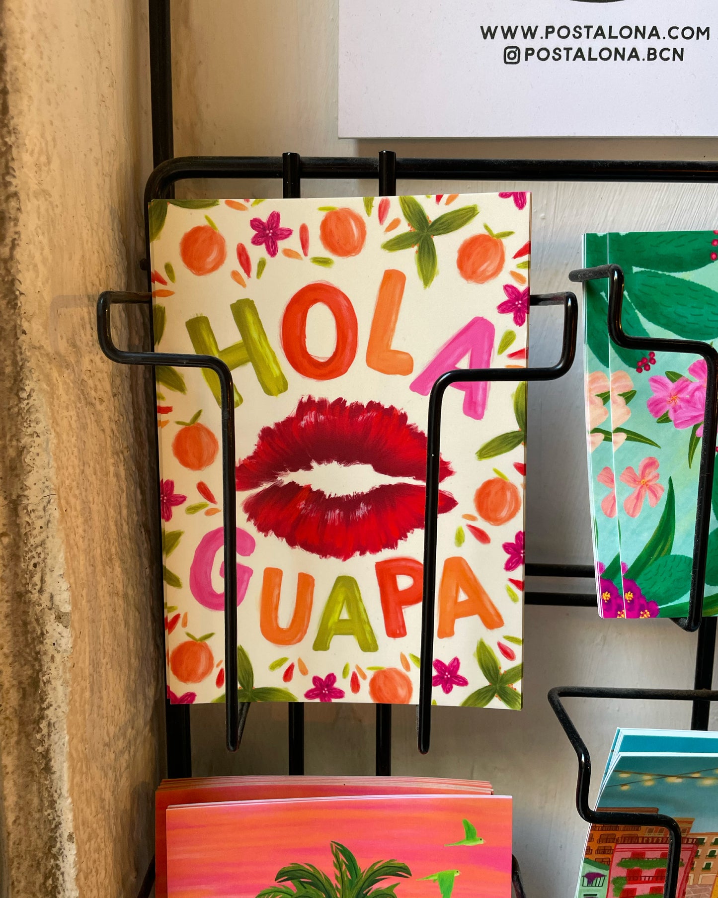Barcelona Postcard | Hola Guapa